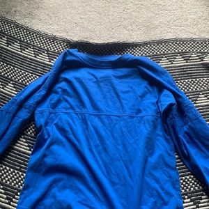 The back actually has all the writing !